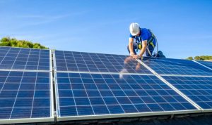 Installation et mise en production des panneaux solaires photovoltaïques à Saint-Pierre-d'Irube